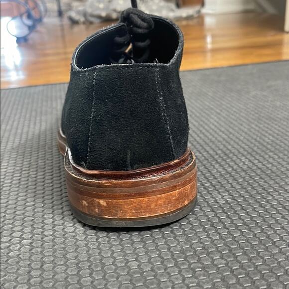 Cole Haan Black Oxfords with Lace-Up Design. Size 9.  Suede. - Picture 7 of 10